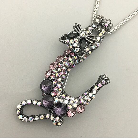 AB Purple Crystal Kitten Cat Pendant Long Necklace/Brooch NWOT - Picture 1 of 3